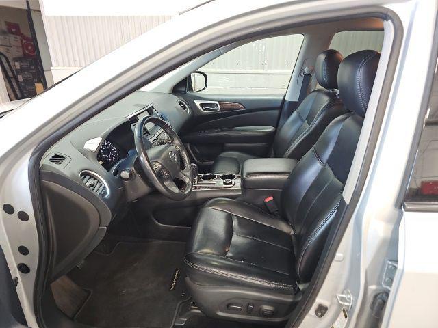 2015 Nissan Pathfinder SL