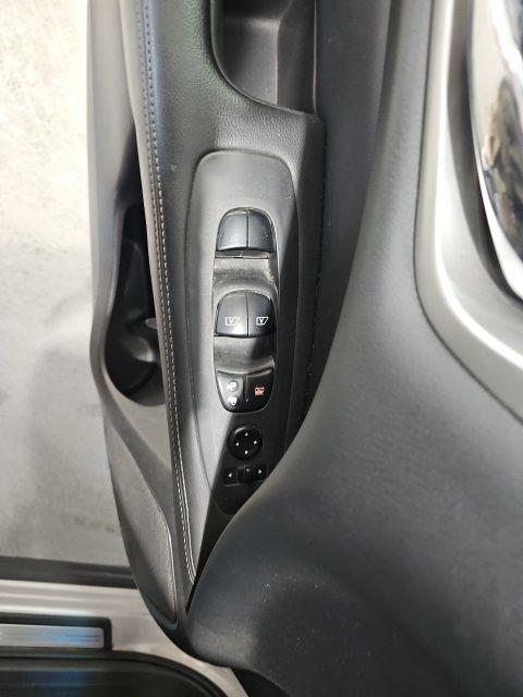 2015 Nissan Pathfinder SL