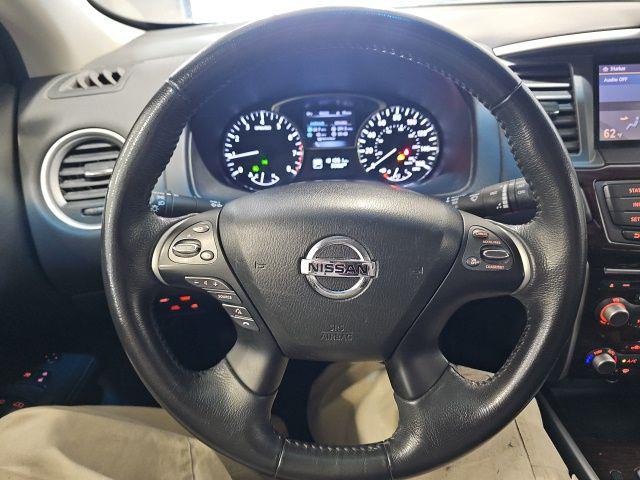 2015 Nissan Pathfinder SL
