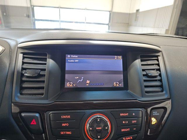 2015 Nissan Pathfinder SL