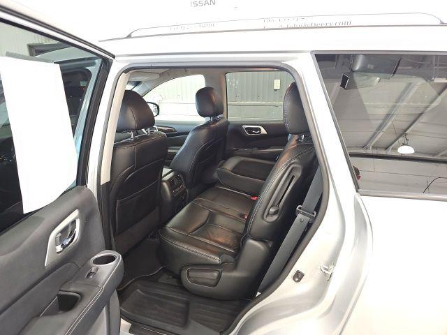 2015 Nissan Pathfinder SL
