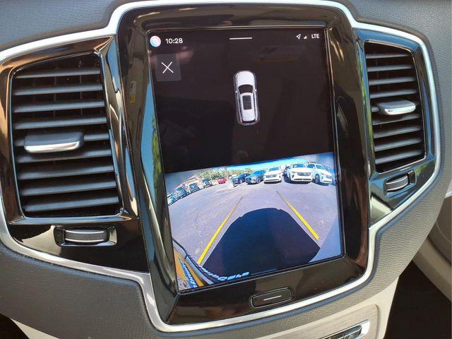 2023 Volvo XC90 Recharge T8 Plus Dark Theme 7-Seater