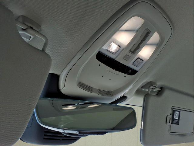 2023 Volvo XC90 Recharge T8 Plus Dark Theme 7-Seater