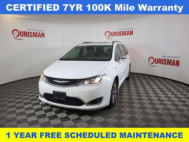 2018 Chrysler Pacifica Hybrid Limited's photo