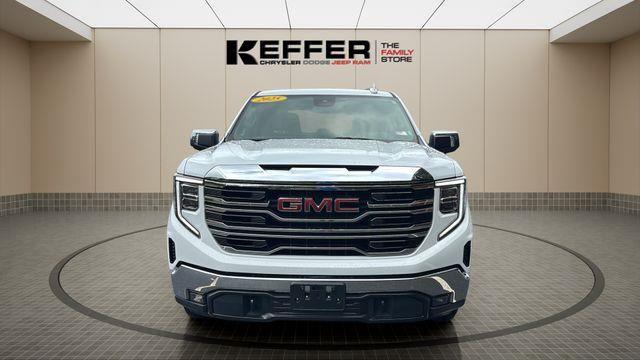 2025 GMC Sierra 1500 2WD Crew Cab Short Box SLT