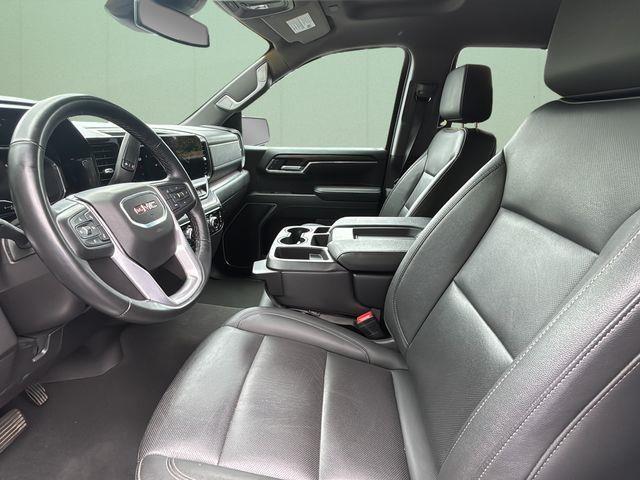2025 GMC Sierra 1500 2WD Crew Cab Short Box SLT