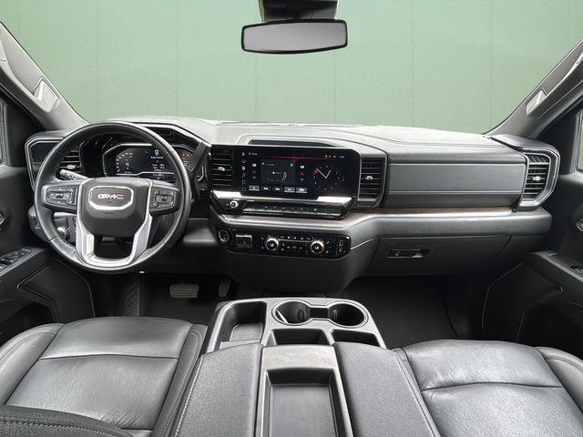 2025 GMC Sierra 1500 2WD Crew Cab Short Box SLT
