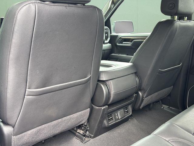 2025 GMC Sierra 1500 2WD Crew Cab Short Box SLT