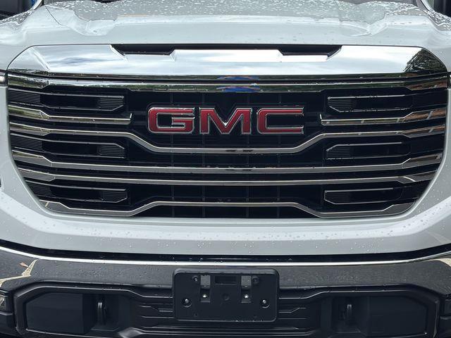 2025 GMC Sierra 1500 2WD Crew Cab Short Box SLT
