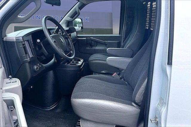 2023 GMC Savana Cargo RWD 2500 Regular Wheelbase Work Van