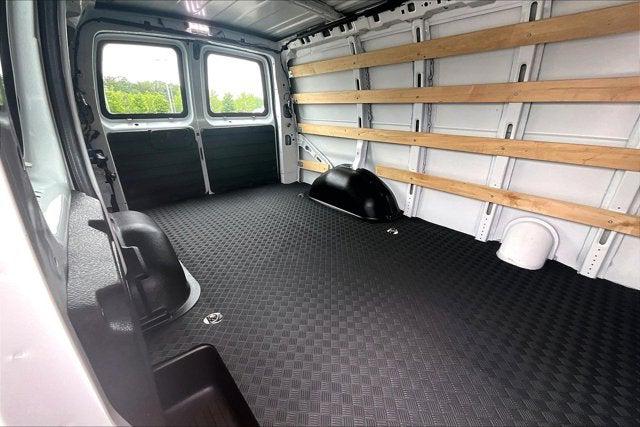 2023 GMC Savana Cargo RWD 2500 Regular Wheelbase Work Van