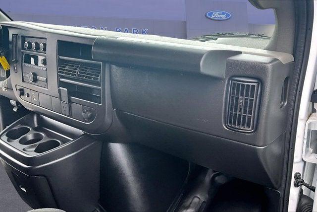 2023 GMC Savana Cargo RWD 2500 Regular Wheelbase Work Van