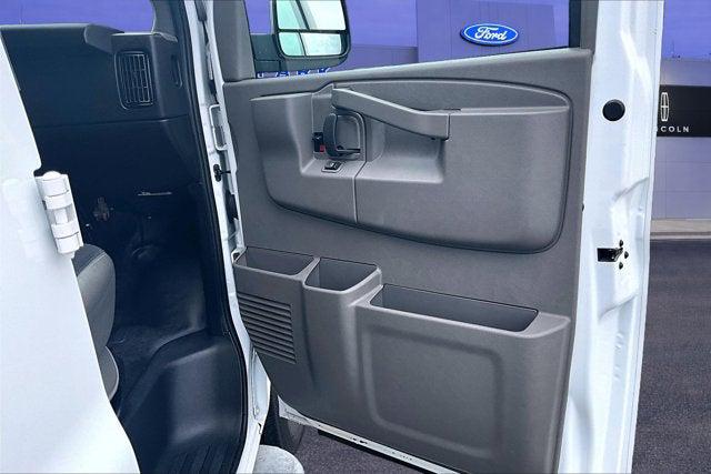 2023 GMC Savana Cargo RWD 2500 Regular Wheelbase Work Van