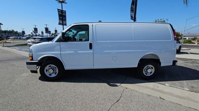 2026 Chevrolet Express Cargo Van 2500 Regular Wheelbase, WT, RWD