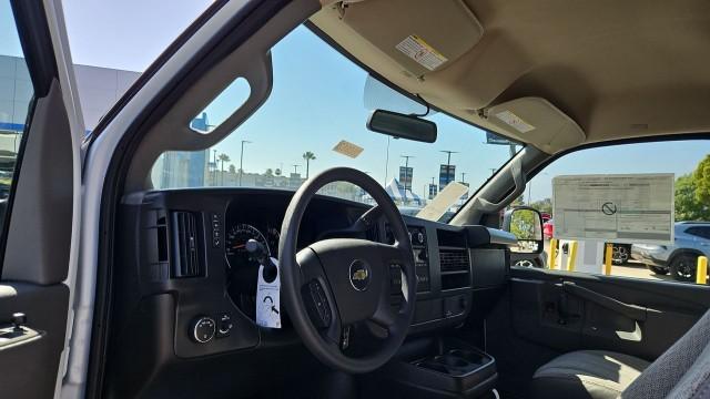 2026 Chevrolet Express Cargo Van 2500 Regular Wheelbase, WT, RWD