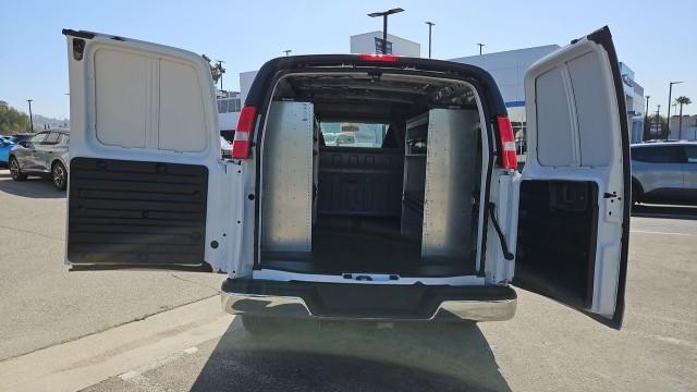 2026 Chevrolet Express Cargo Van 2500 Regular Wheelbase, WT, RWD
