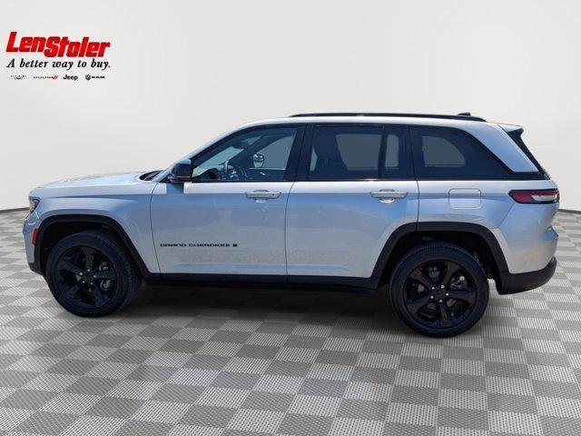 2023 Jeep Grand Cherokee Altitude 4x4 2023 Jeep Grand Cherokee Altitude 4x4