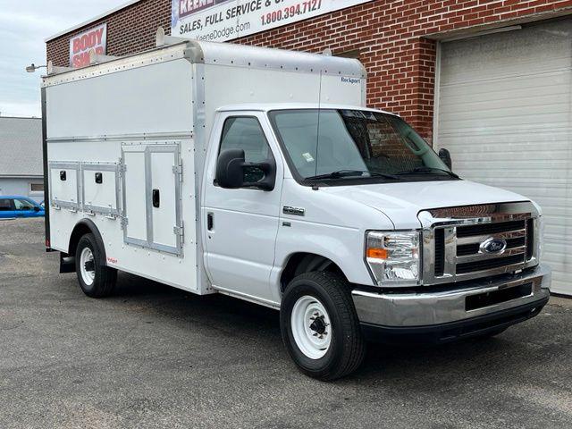 2019 Ford E-350 Cutaway Base 2019 Ford E-350 Cutaway Base
