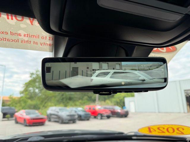 2024 Ram 1500 Limited Crew Cab 4x4 57 Box