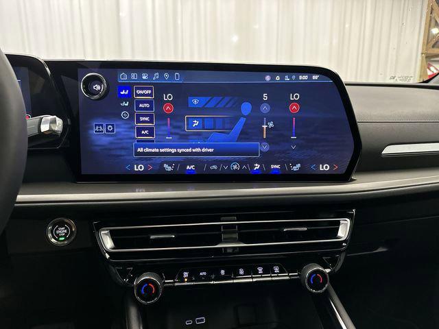 2026 Chevrolet Traverse AWD LT