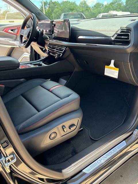 2026 Chevrolet Traverse FWD RS