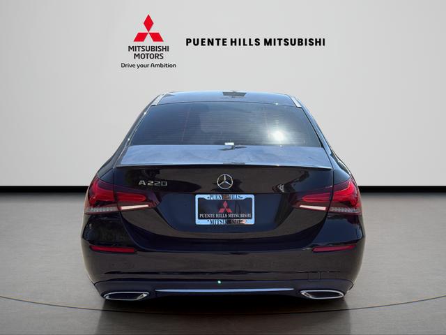 2022 Mercedes-Benz A 220 A 220