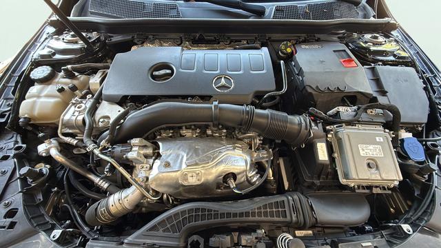 2022 Mercedes-Benz A 220 A 220