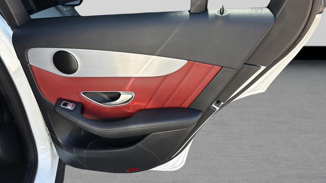 2022 Mercedes-Benz GLC SUV