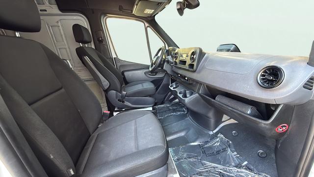 2025 Mercedes-Benz Sprinter 2500 High Roof 4-Cyl Diesel