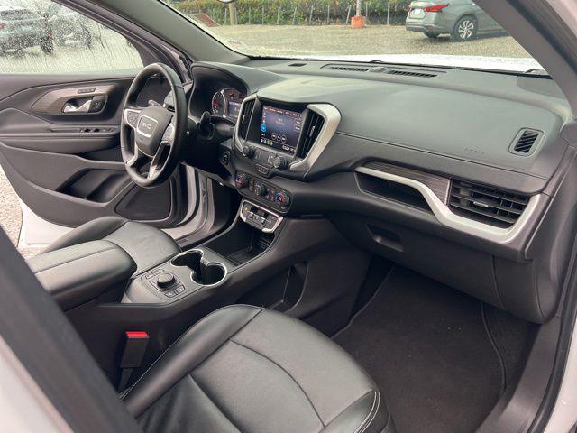 2024 GMC Terrain AWD SLT