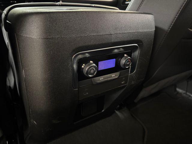 2025 Chevrolet Suburban 4WD Z71