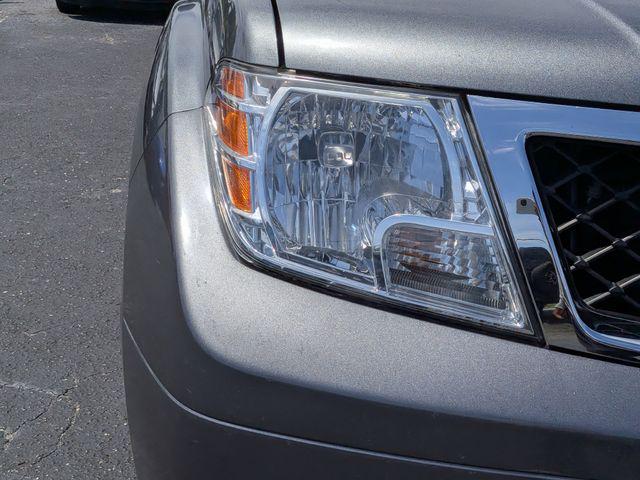 2017 Nissan Frontier SV