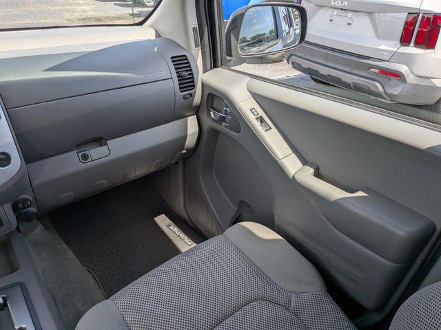 2017 Nissan Frontier SV