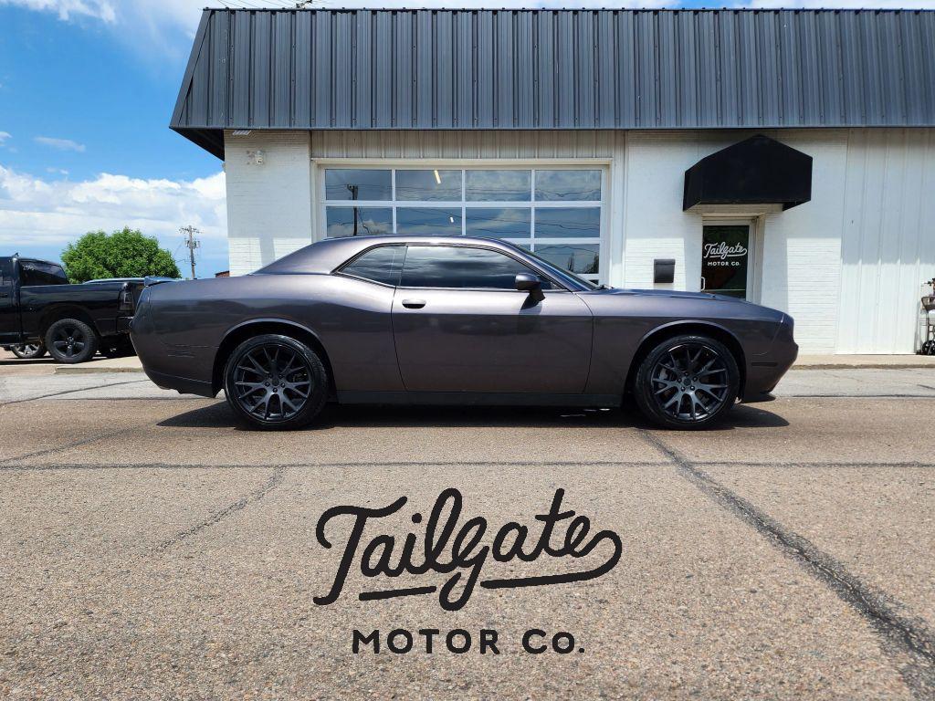2018 Dodge Challenger R/T's photo
