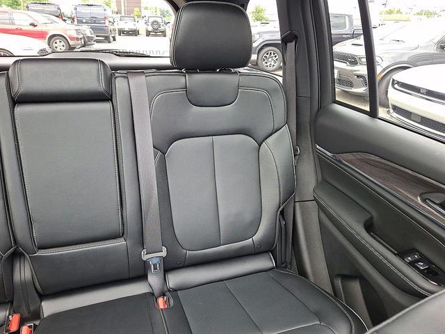 2024 Jeep Grand Cherokee Overland - Photo 14