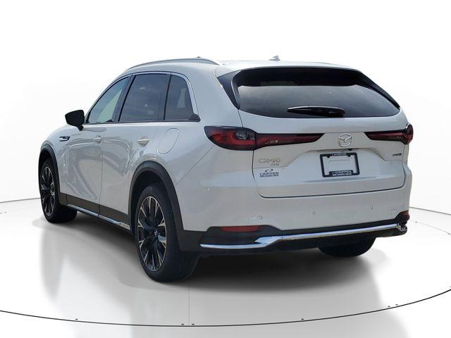 2026 Mazda X-90 Premium Plus