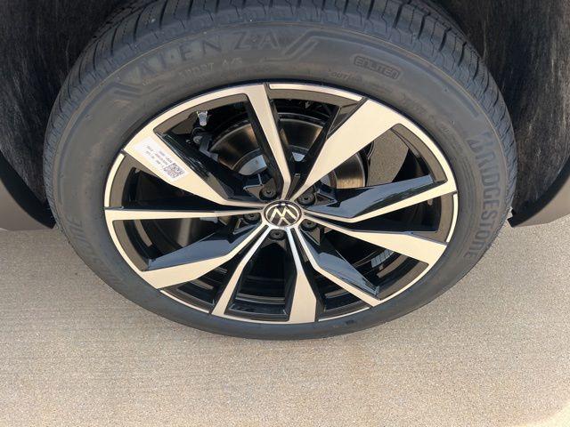 2026 Volkswagen Atlas SEL Premium R-Line