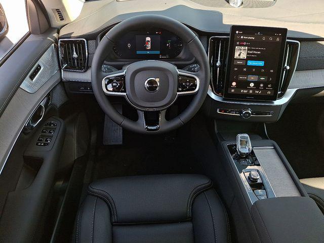 2026 Volvo XC90 Plug-In Hybrid Ultra, T8 AWD, Electric/Gasoline, Bright, 7 Seats