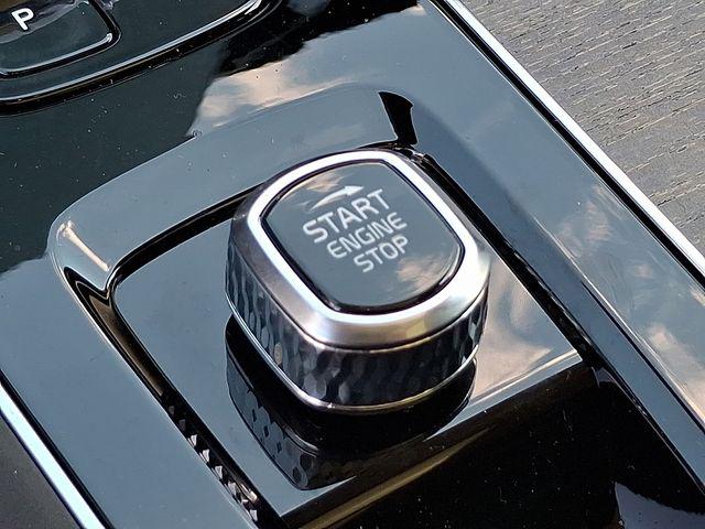 2026 Volvo XC90 Plug-In Hybrid Ultra, T8 AWD, Electric/Gasoline, Bright, 7 Seats