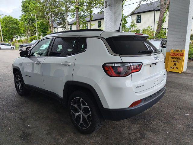 2024 Jeep Compass Latitude 4x4