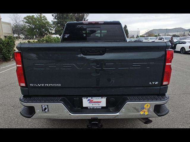 2025 Chevrolet Silverado 2500HD 4WD Crew Cab Standard Bed LTZ