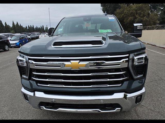 2025 Chevrolet Silverado 2500HD 4WD Crew Cab Standard Bed LTZ