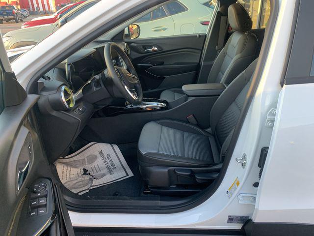 2026 Chevrolet Trax FWD LT