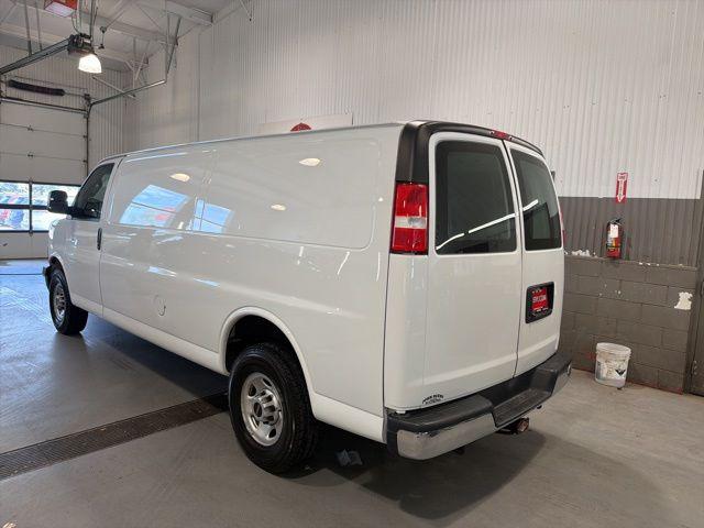 2021 GMC Savana 2500 Work Van