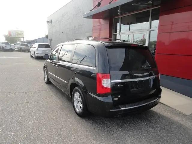 2012 Chrysler Town & Country Touring