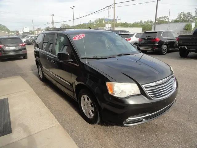2012 Chrysler Town & Country Touring