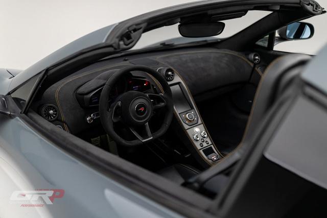 2016 McLaren 675LT Spider
