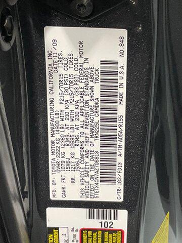 2010 Toyota Tacoma SR5 5-SPEED MANUAL / 4Cyl / 1-Owner /52K MILES