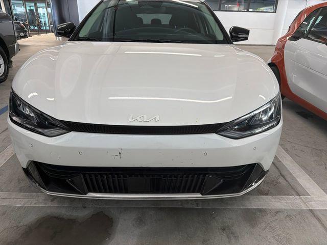 2022 Kia EV6 Wind