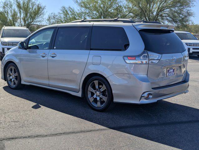 2015 Toyota Sienna SE Premium 8 Passenger